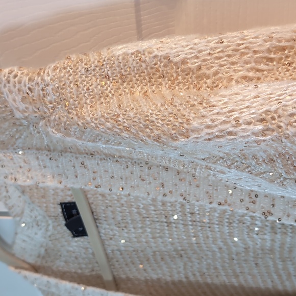 Gold / cream sequin cardigan - Picture 2 of 4